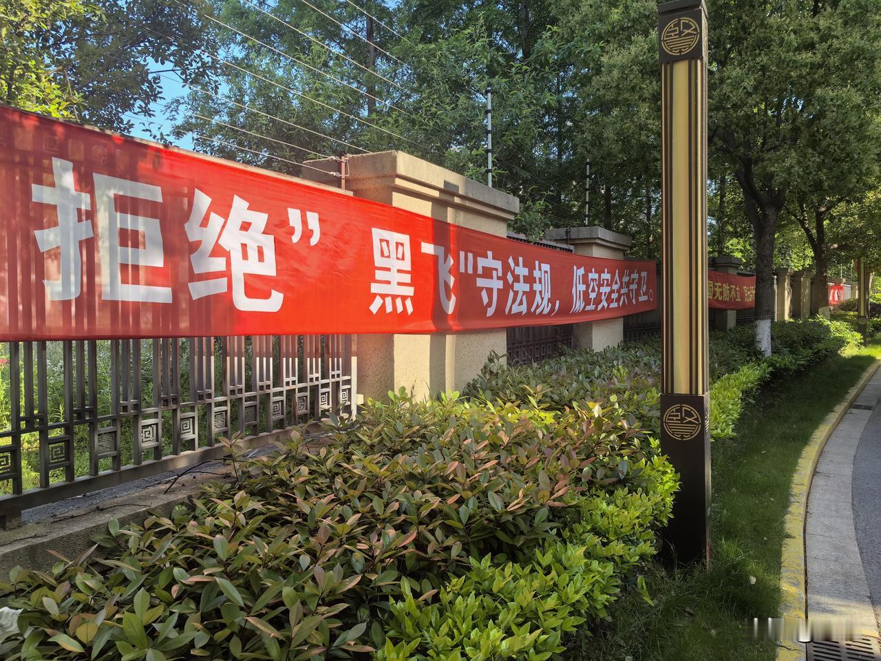 真心话茶局当前的热点一目了然，只看这里就可以了，小处见大，微处知著，天下事尽在一