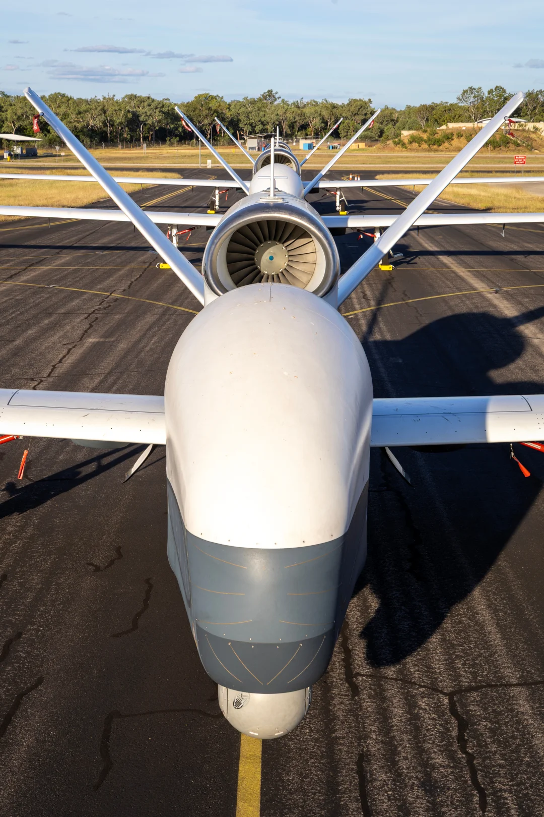 澳大利亚空军接收MQ-4C人鱼海神无人机
