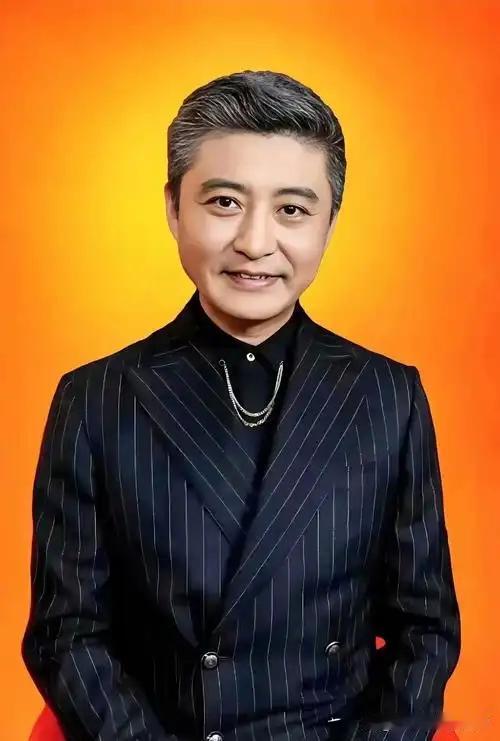 “德不配位，必有灾殃”周炜曾是国家一级演员，九登春晚，是主流相声界“接班人”。却