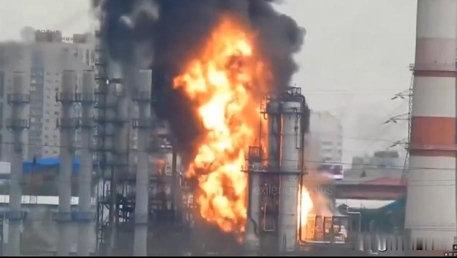 6月16号清晨，莫斯科市民在剧烈的爆炸声和刺耳的防空警报中惊醒。乌克兰的无人机再