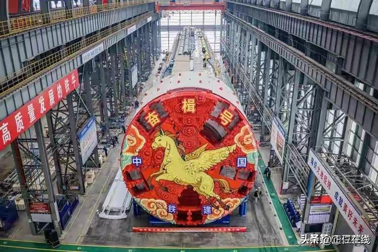 中国：11月18日禁运盾构机
印度：我买德国货
拆箱一看：广州造

中国盾构机出