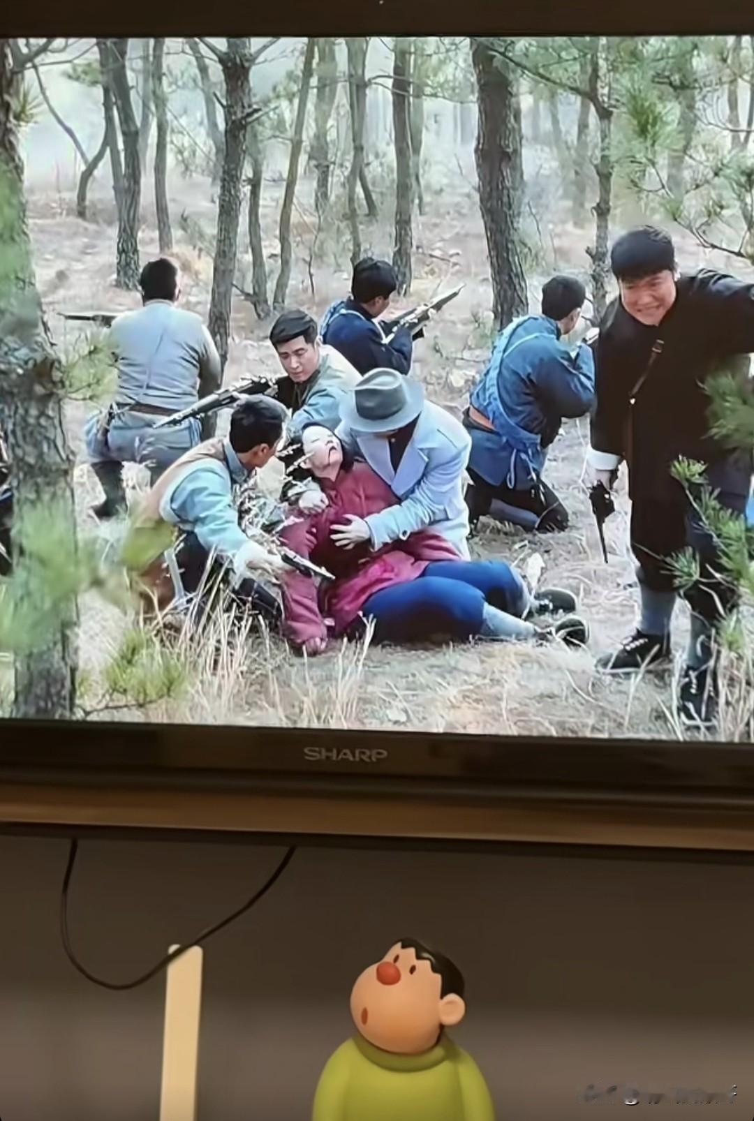 演个电视剧，就不能小腹中弹吗？