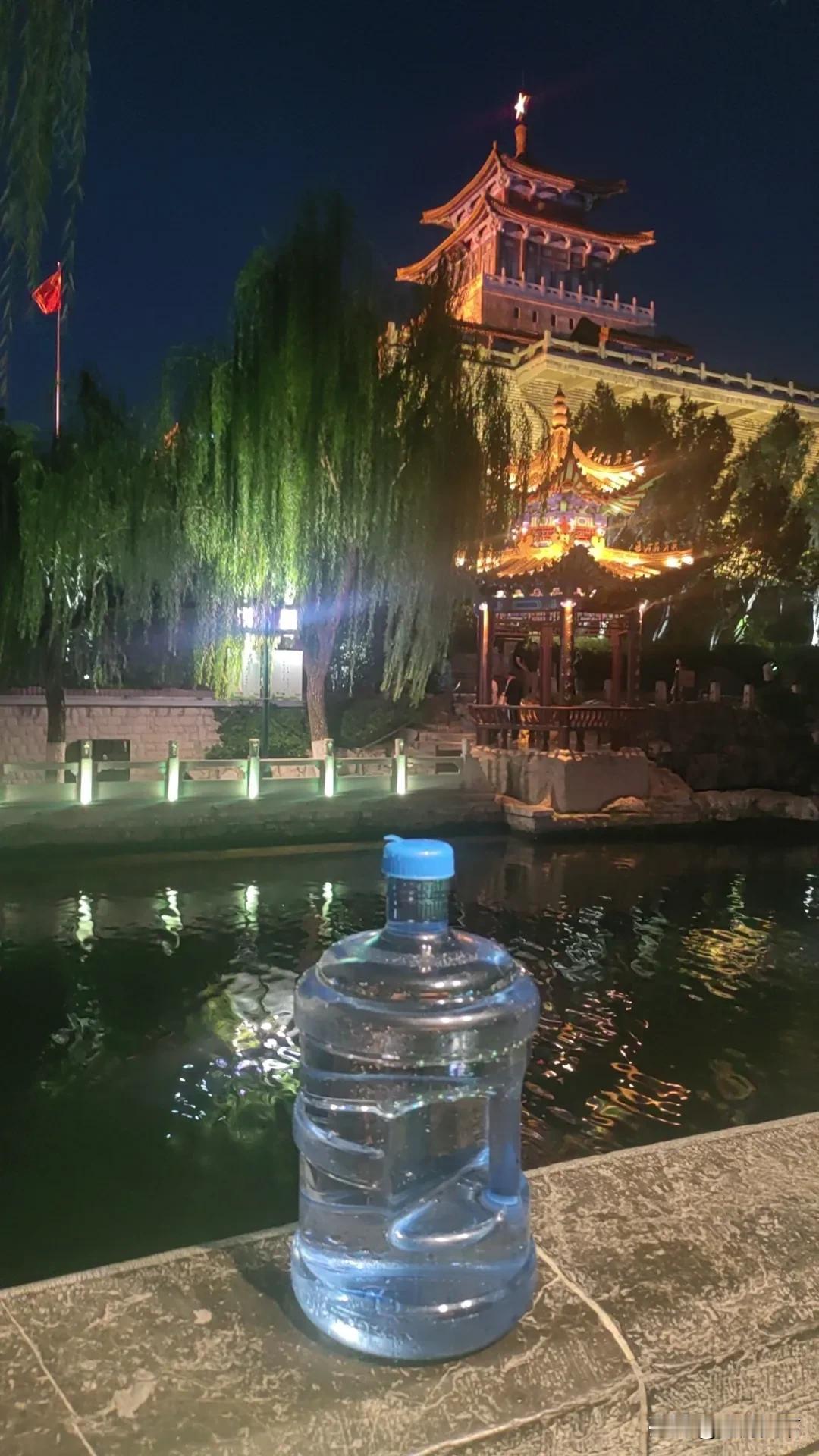 泉城人的福利
济南的秋天
