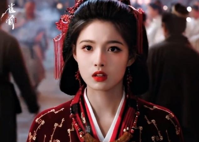 侯明昊艾米《雀骨》杀青！
97年小生配08年小花，还好艾米出道早，参演过跟多古装