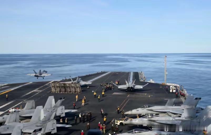 1. 美军称对委内瑞拉陆地行动很快开始 多架轰炸机抵近：美军称对委内瑞拉陆地行动