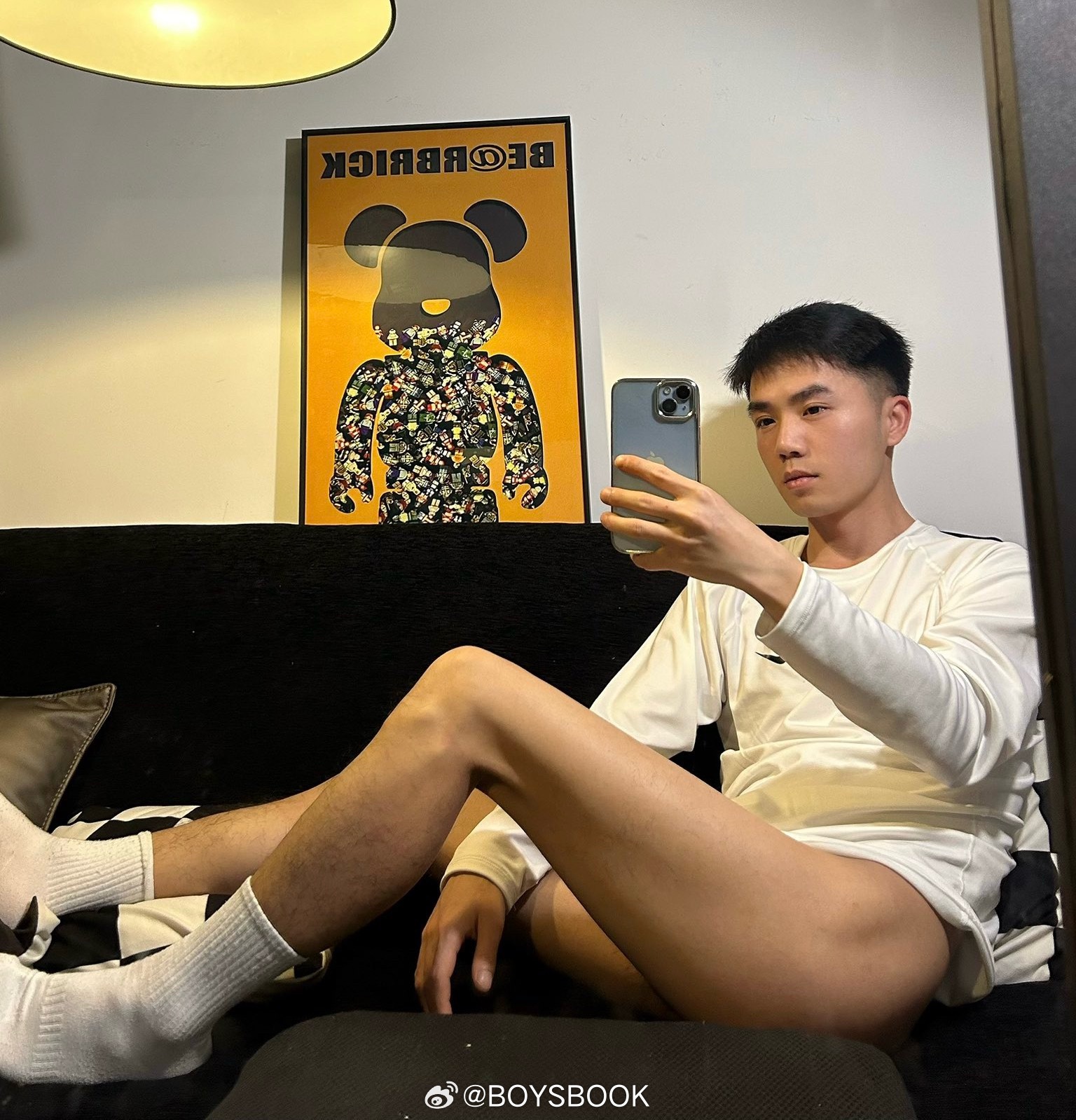 速速送上他的资料 ​​​