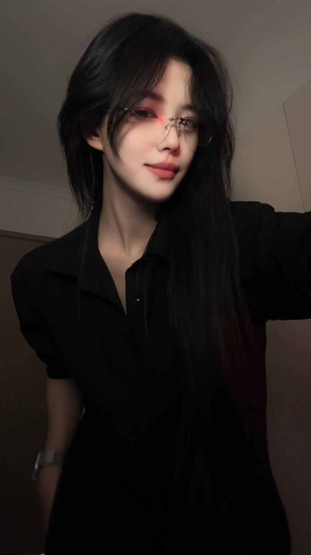 宝宝  我会一边敲门 一边按门铃