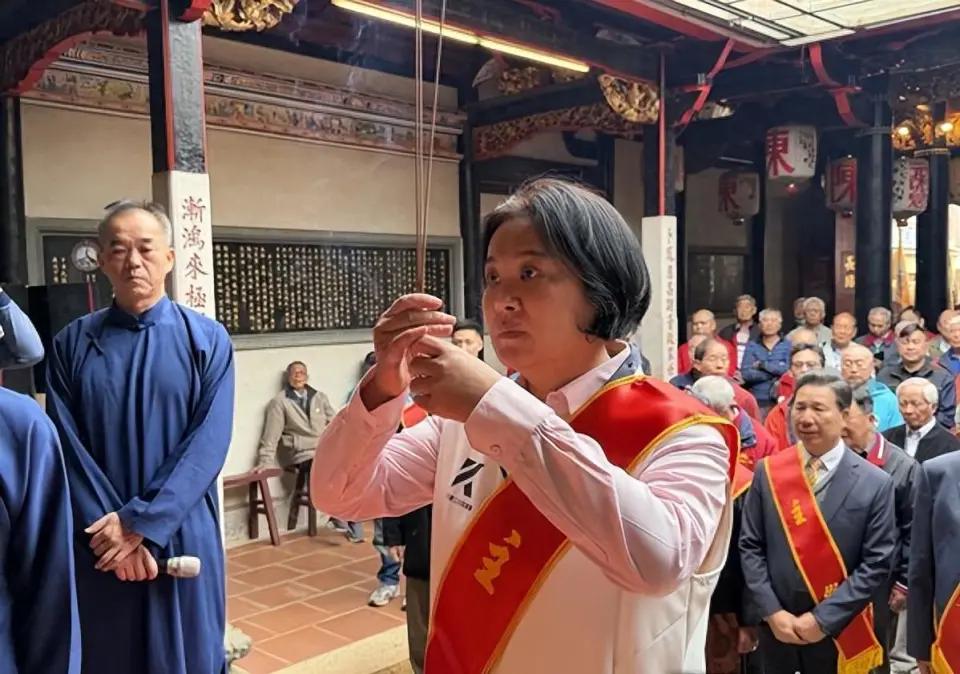 陈玉珍谈金门县长选举：最大对手是自己，杨镇浯有智慧做最好决定

        