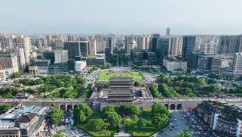 先说说 2026 年多少分能上。参考 2025 年数据，陕西物理类普通组最低 4