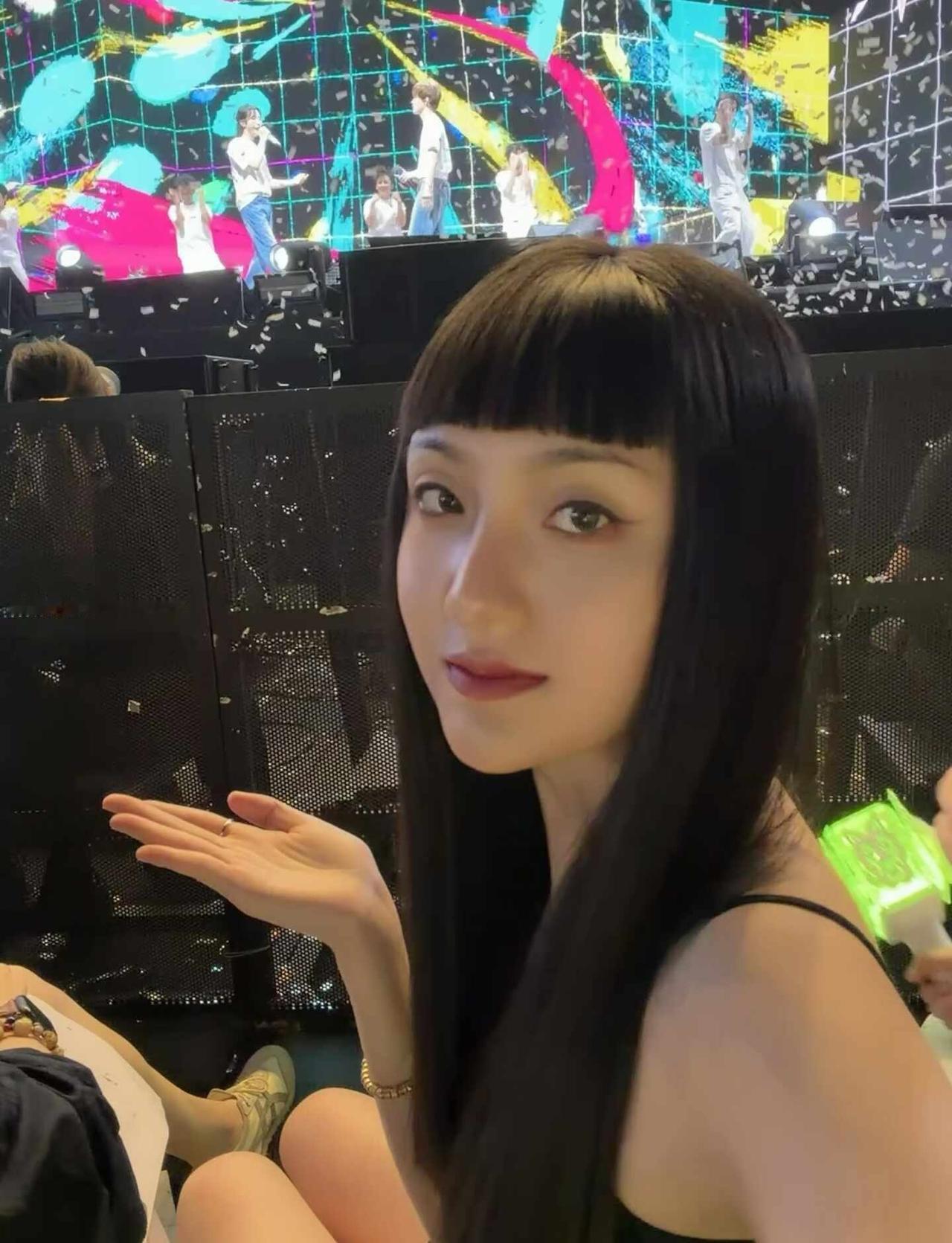 这钟辰乐黄仁俊FM真的是先先而贝之
这仁俊辰乐FM真的是先先而贝之：
赞啊！！！