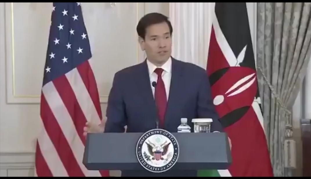 美国政府表示，外国援助将直接提供给各国政府，不再通过非政府组织中转。

理由直白