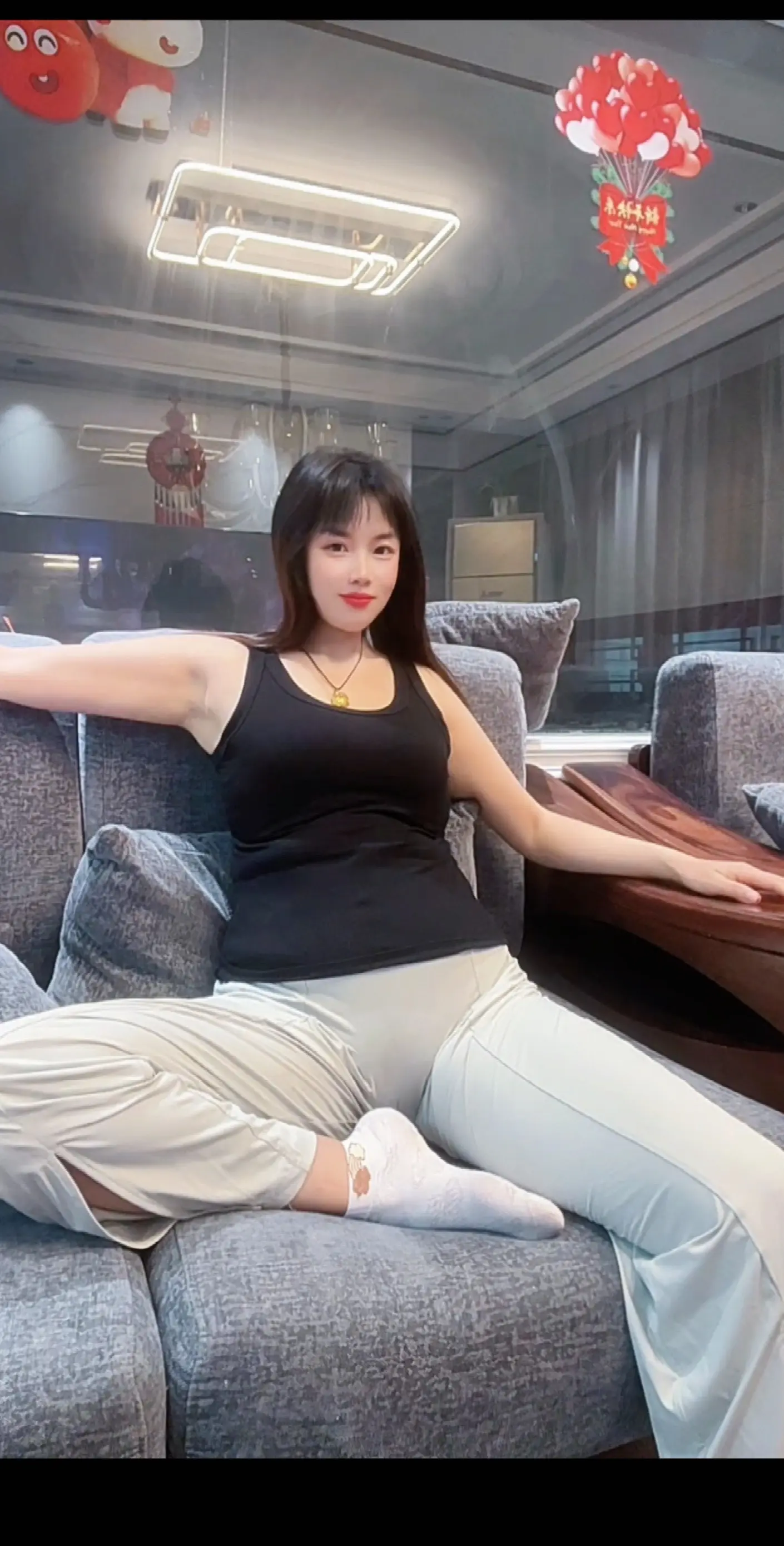 想你的人永远比你主动，爱你的人永远不会烦，感情世界没有那么多为什么……