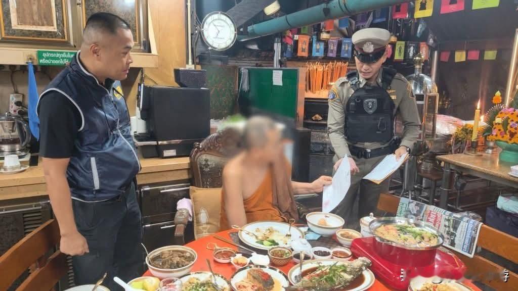 泰国警方在大城府逮捕一名知名寺庙住持，涉嫌挪用寺庙资金超过9200万泰铢，并将部