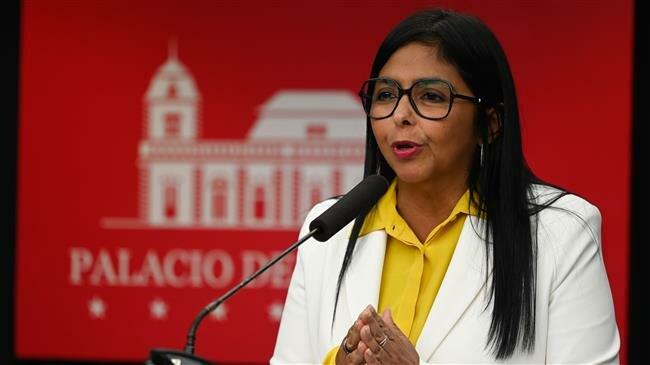 委内瑞安代总统反水马杜罗又“祸国殃民”，彻底被美国愚弄了！

谁能想到，曾经喊着