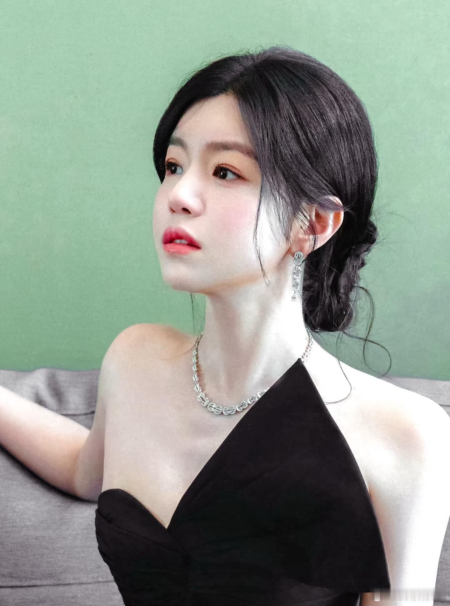 陈妍希申请强制执行 老实说，被连着骂七年，换谁受得了？陈妍希从2018年忍到20