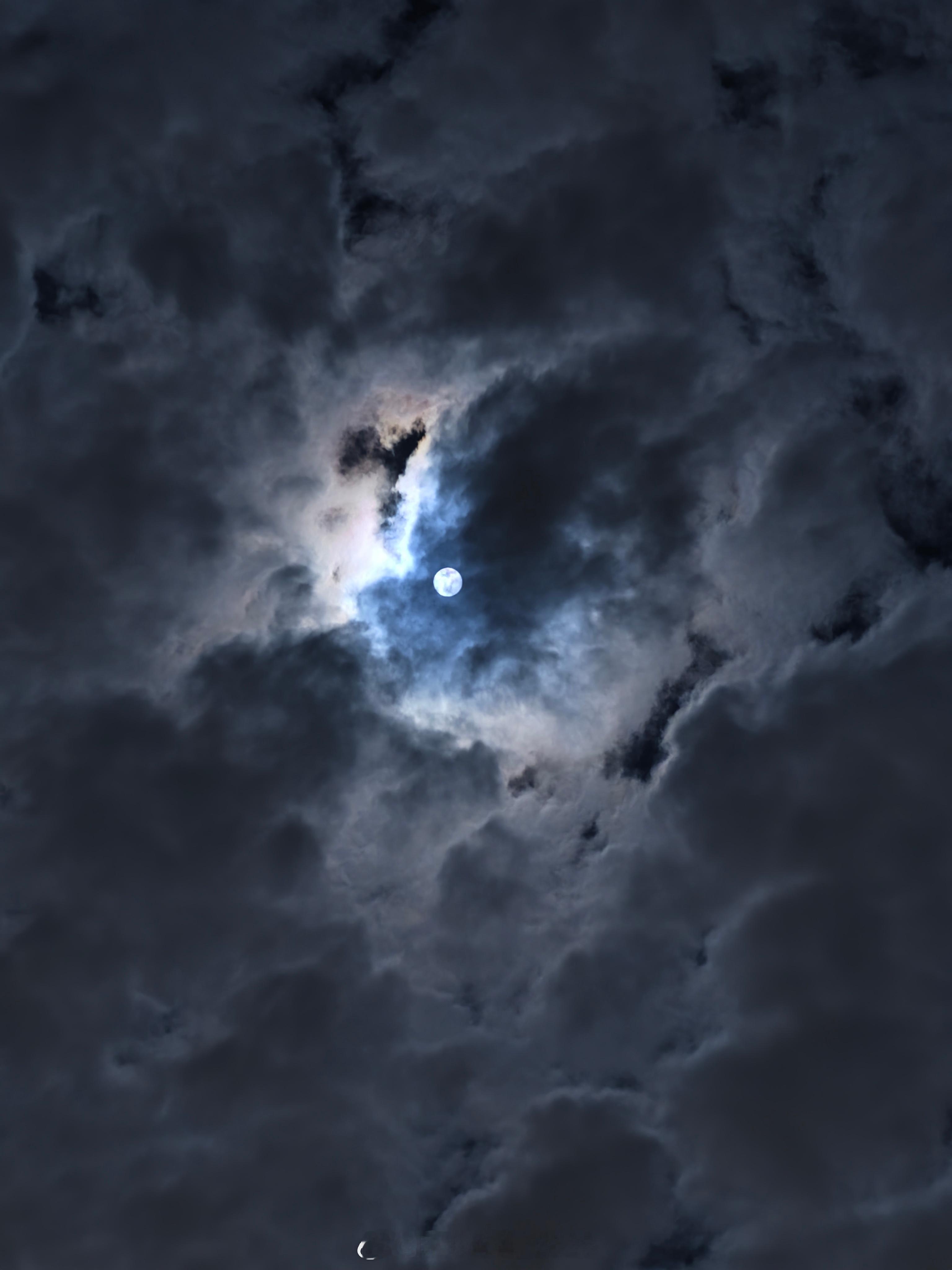 莫慌莫慌！太阳下山，会有月光今晚的月光值得被记录