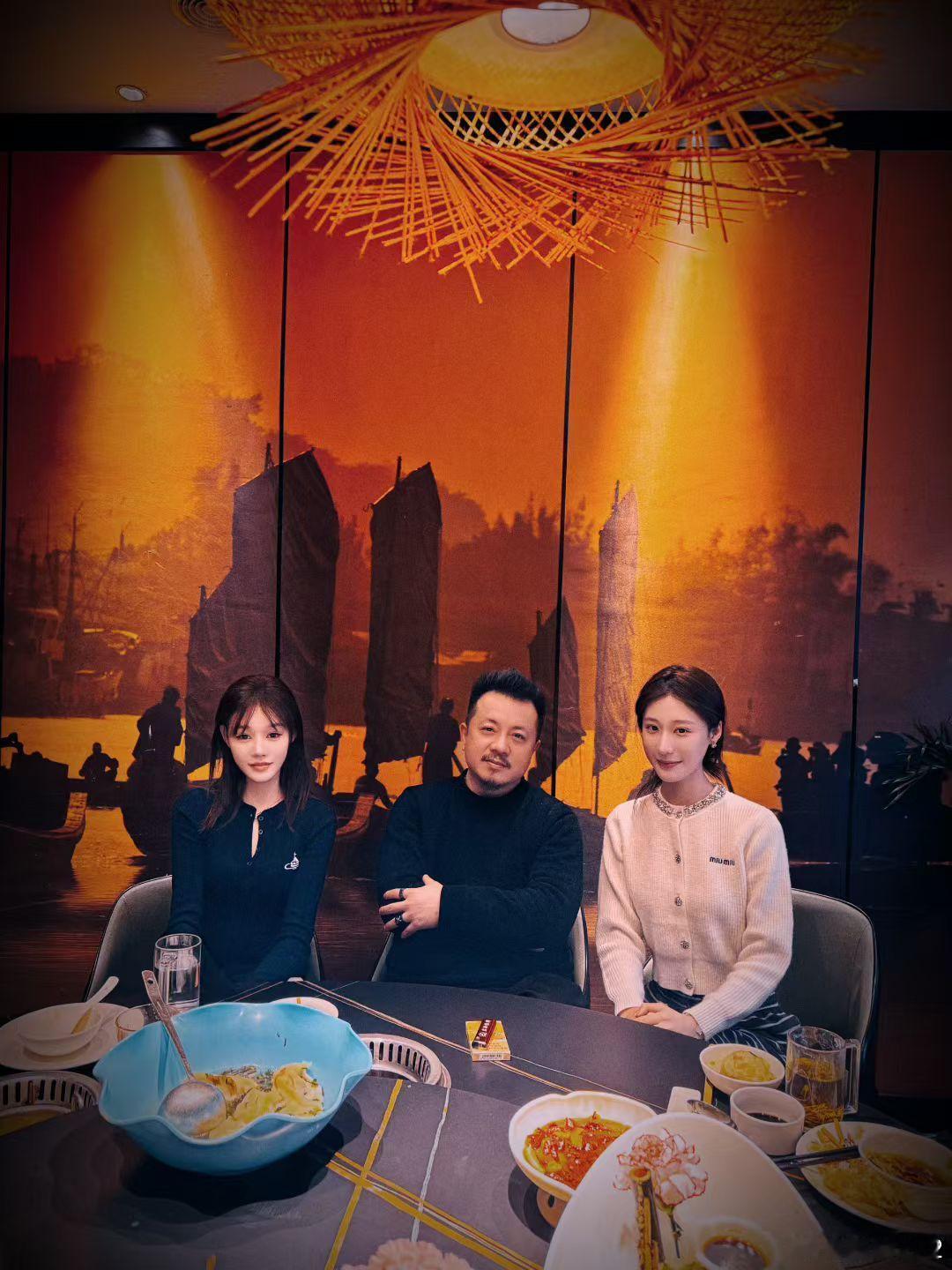 深夜树洞晚安心语随缘生活手记杭州 〖 隨緣圖 〗臨安公幹之餘與老朋友星雨和新朋友