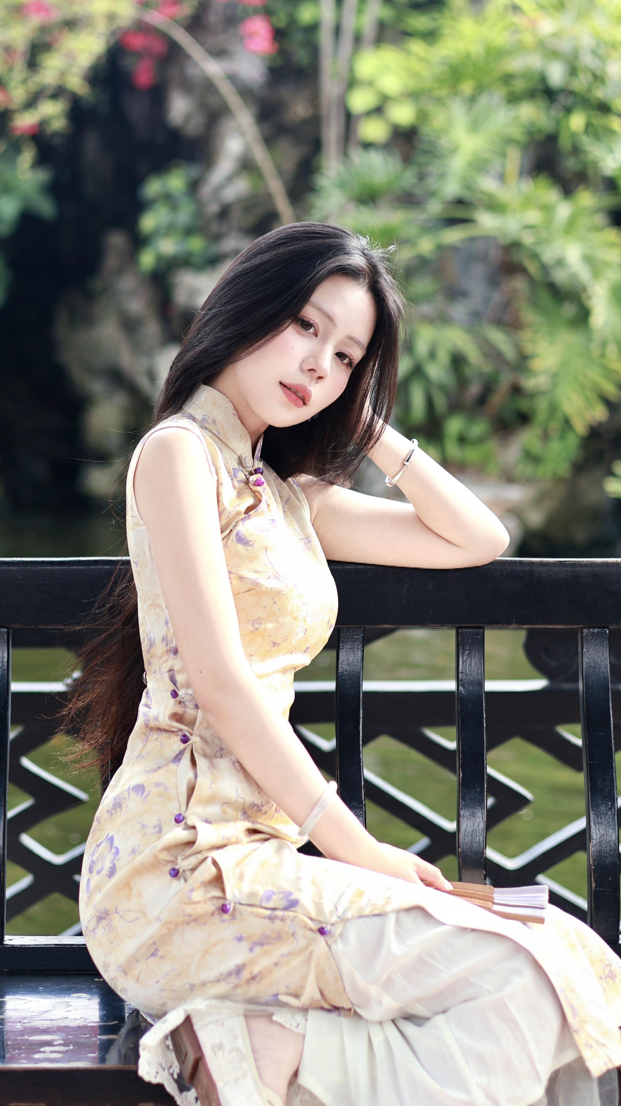 姑娘思量的人已变成追忆。