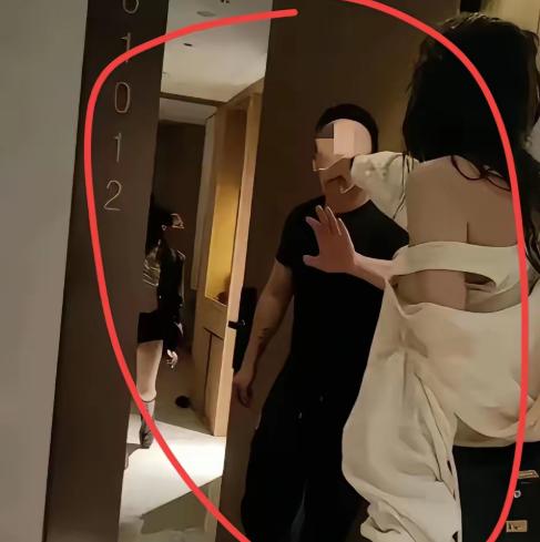 西安这对情侣的事，看完让人心里堵得慌，也给所有恋爱中的人提了个醒。

两个人平时