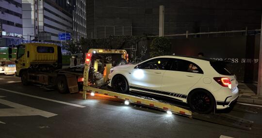 兄弟把他的青春卖了