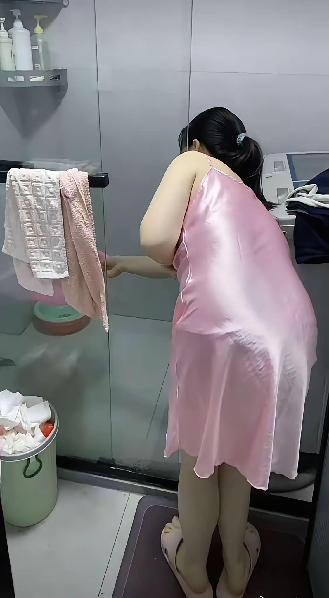 结婚前110斤，这是结婚两年后的样子！这充分说明我家伙食很好吧？