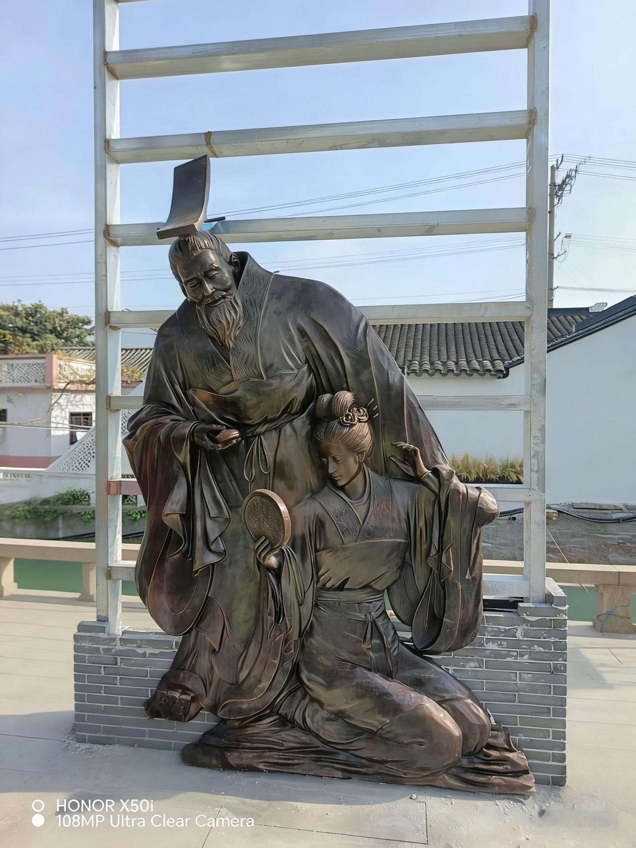 苏州剪金桥巷的名字，源自吴王夫差为西施剪金钗买胭脂的传说。
 
相传春秋时期，吴