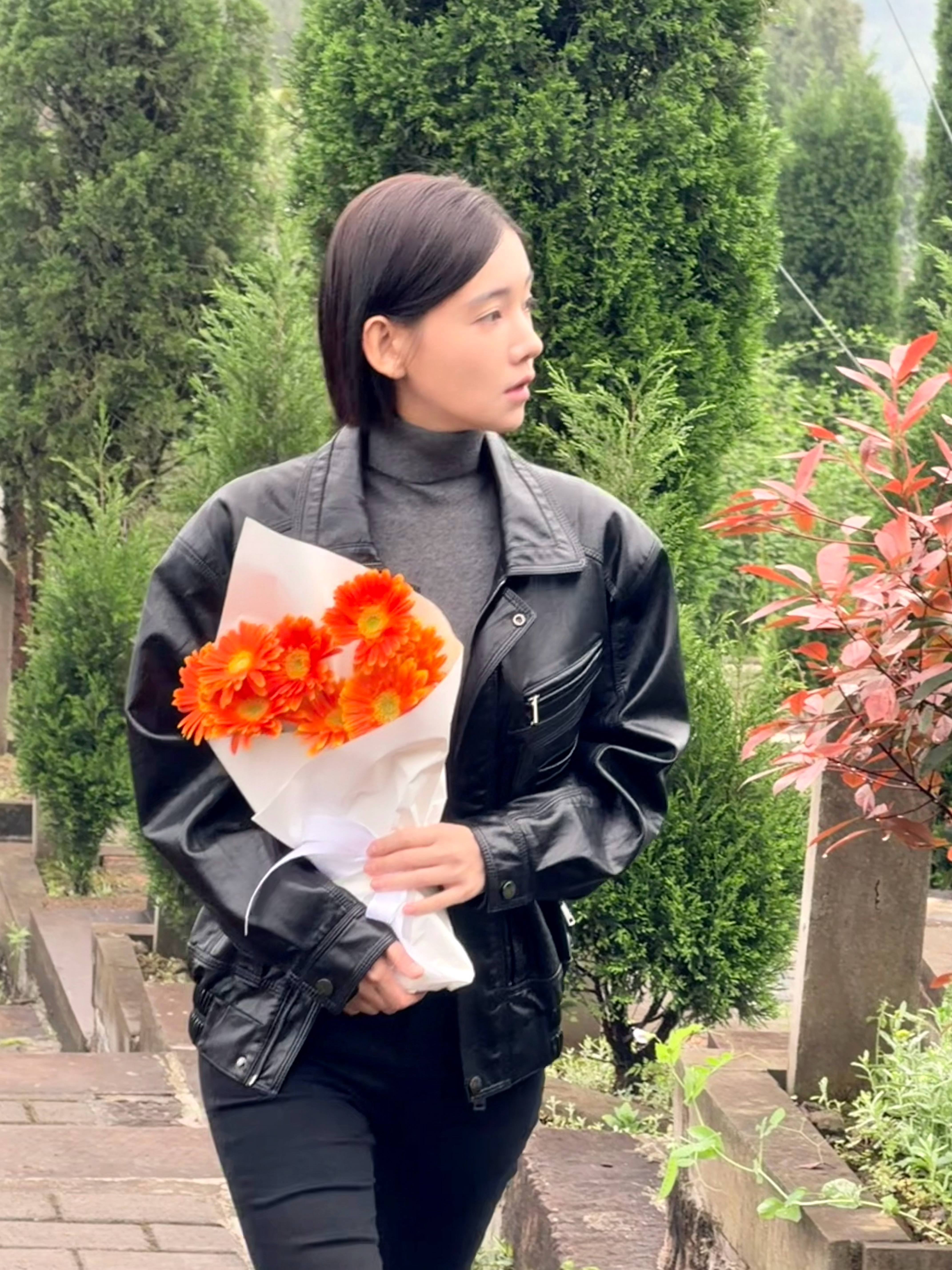【李沐宸说抱歉没接住大家对季洁的期待】新版季洁演员称收下所有批评质疑 近日，《重