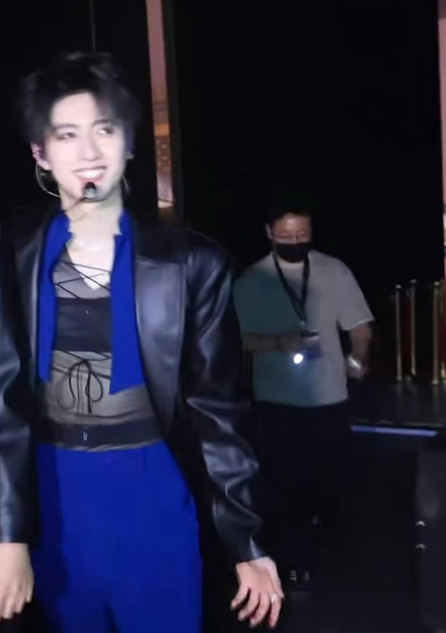欧尼 你说人生的意义是什么呢 