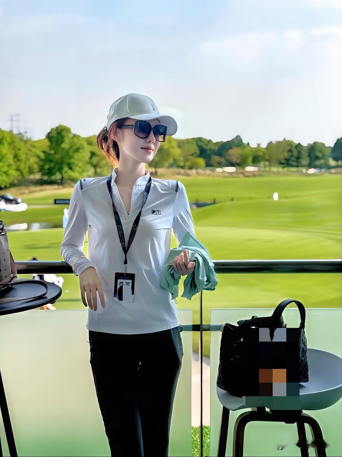 女生怎么穿搭彰显气质