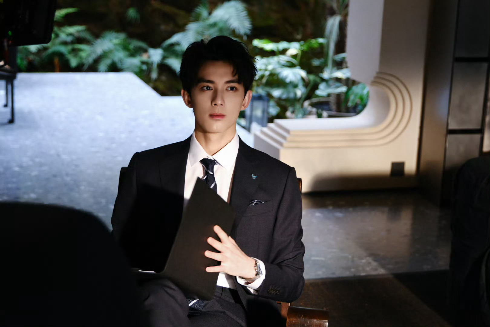 吴磊新商务小牛电动车 