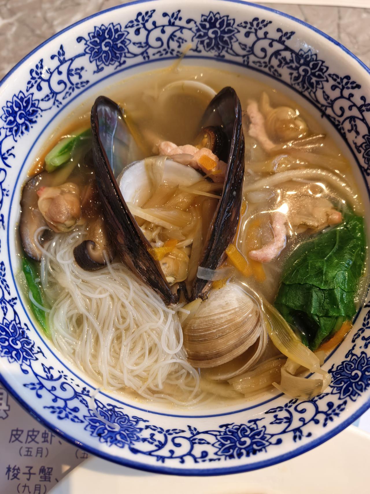 台州成了“世界美食之都”，今年的上海江苏浙江版米其林指南榜单发布也定在台州举办。