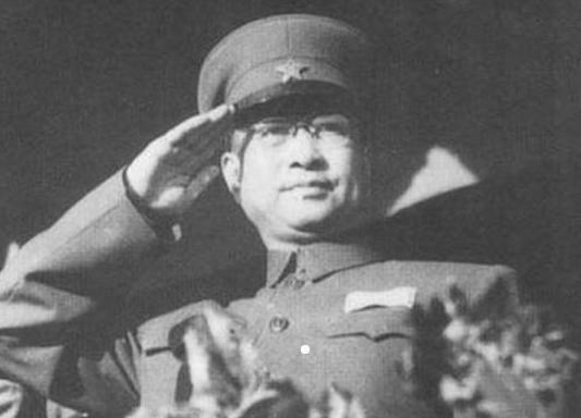 他是蒋介石的救命恩人，手握滔天恩情，为何毅然投奔共产党？
 
很多人都不知道，开