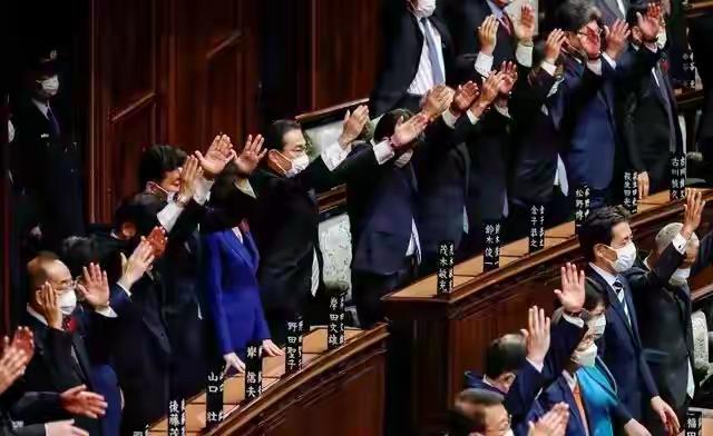 日本疯狂！高市早苗勾结台独