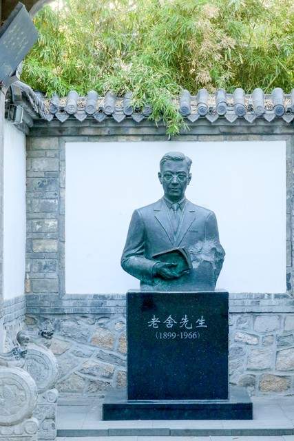 左宗棠：六十岁抬棺出征，硬生生从沙俄嘴里抢回中国六分之一国土