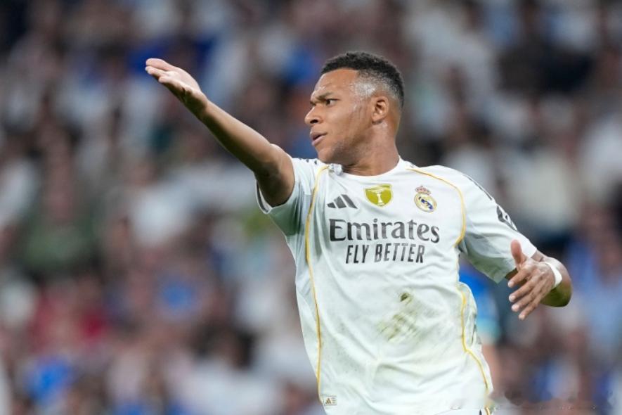 西甲第17轮比赛，姆巴佩点射破门，皇马2-0击败塞维利亚。据媒体统计，姆巴佩20