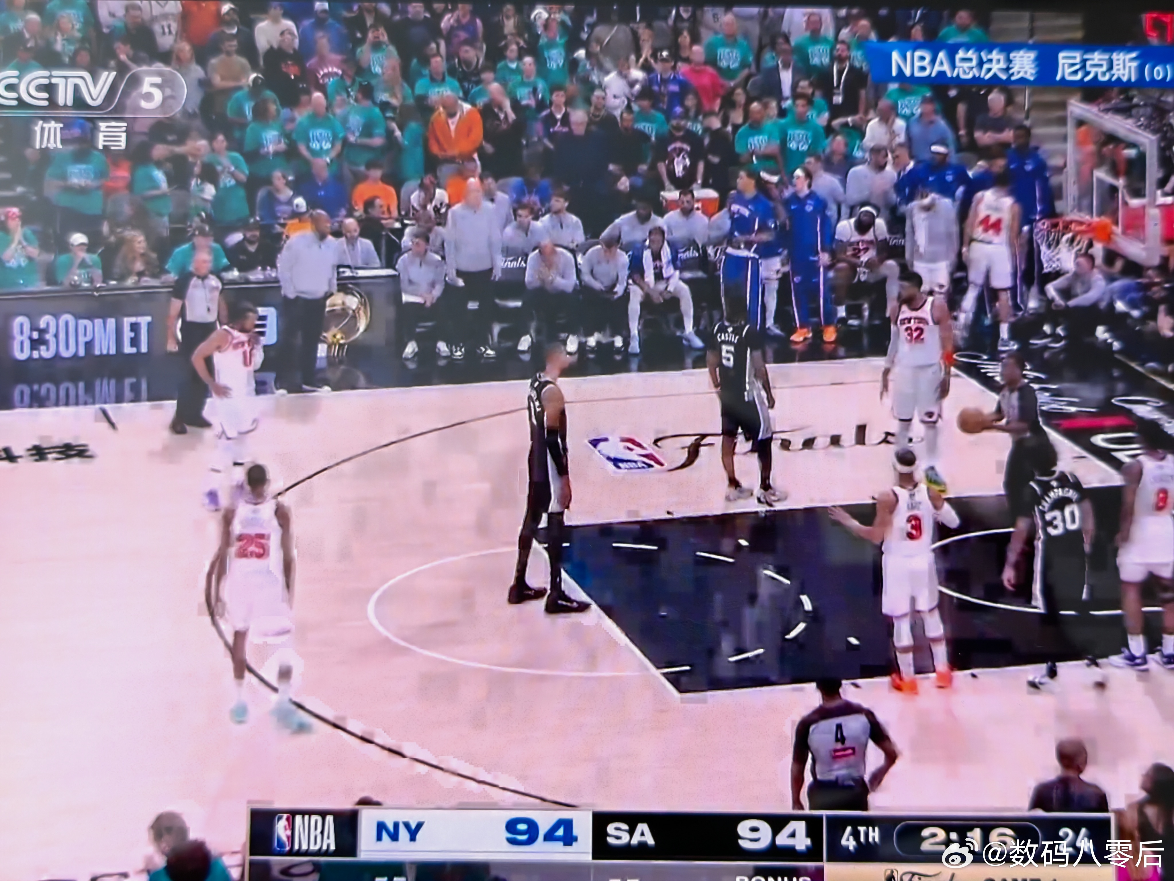 NBA总决赛 最后这几分钟我文班打的很硬啊！