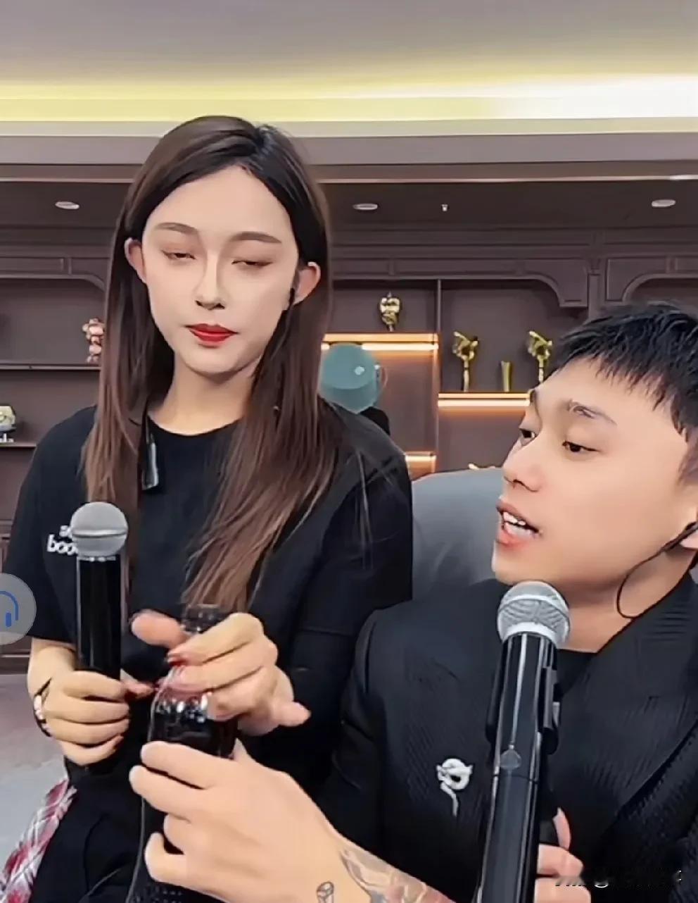 伽柏说娜美最适合刘二狗！

               伽柏聊什么样的女人适合