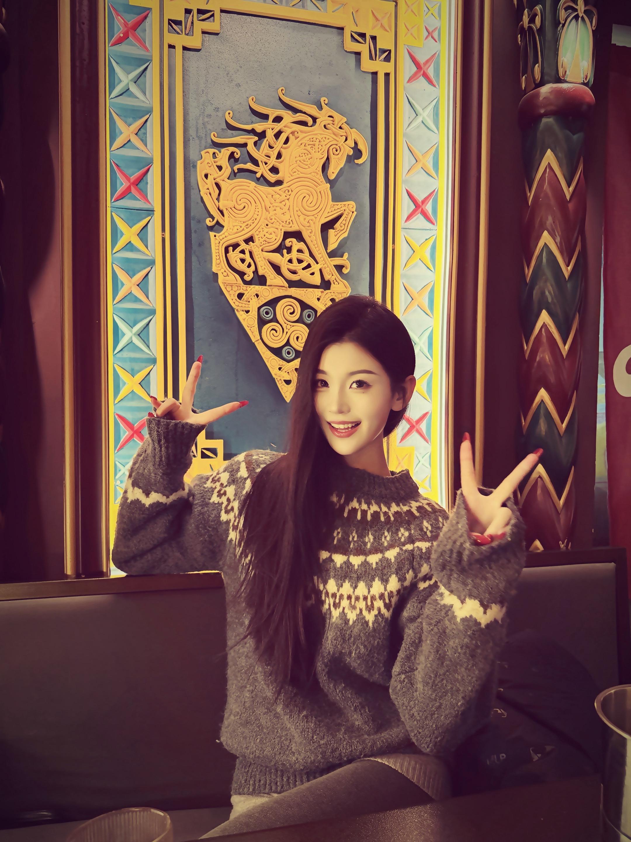 爱一个人的话 怎么能舍得不说出来 这么简单的道理弄了好久才明白.