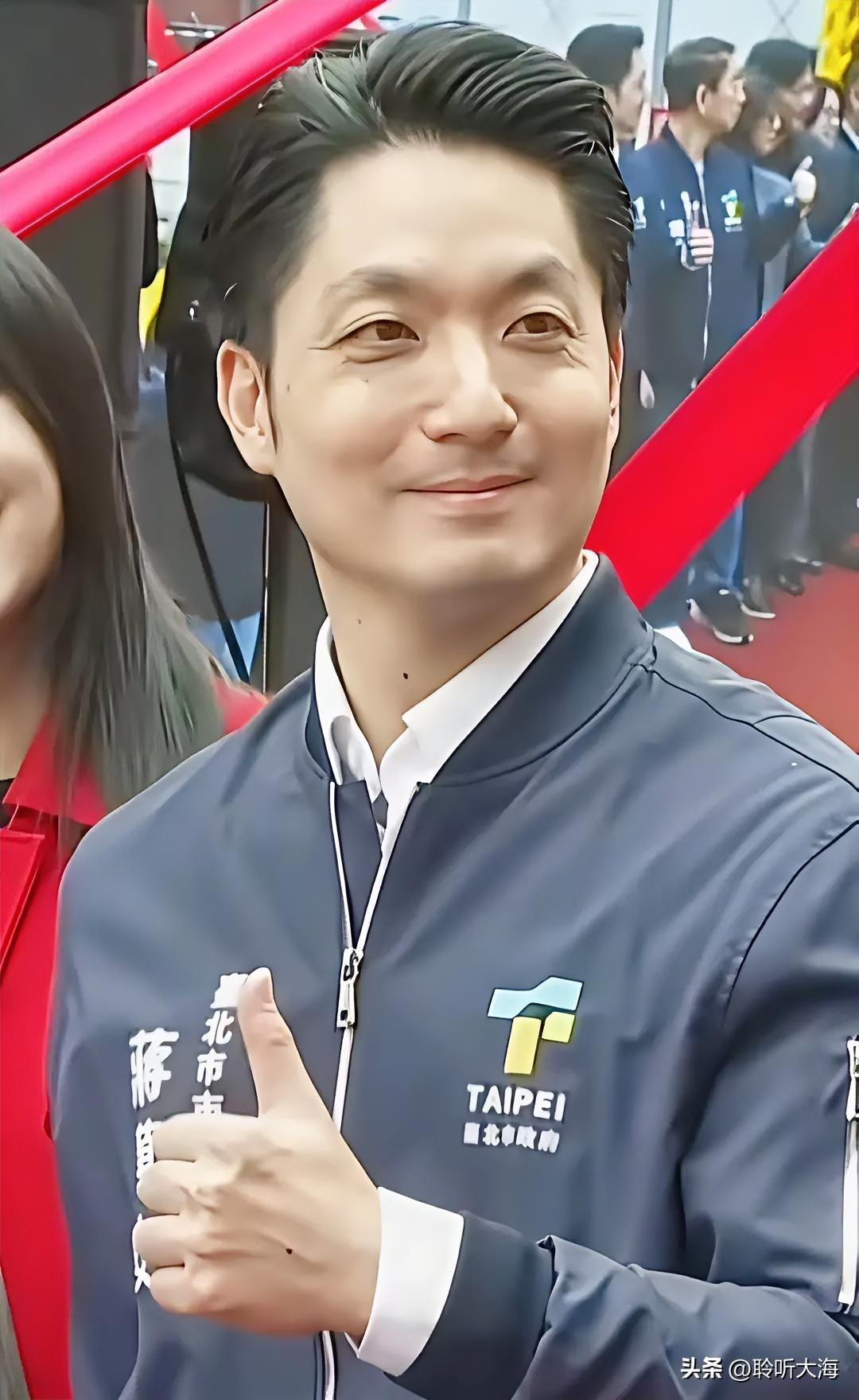 蓝营县市首长民调大洗牌！蒋万安正式超越卢秀燕，登顶第一，这背后真不是运气那么简单
