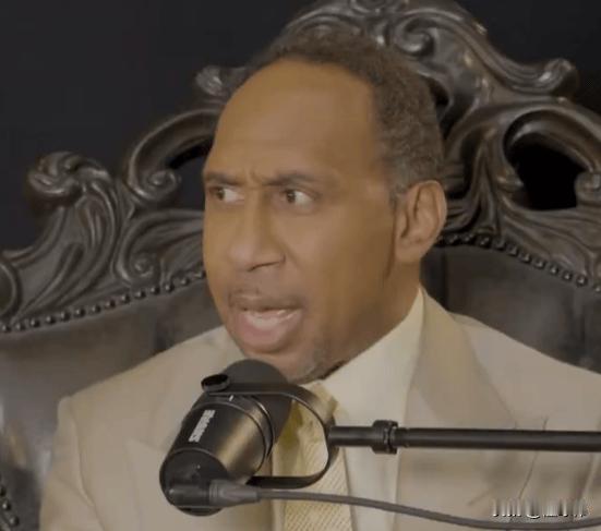 老詹刷数据？A史密斯谈詹姆斯：

“我非常确定，勒布朗为了成为历史最佳，他一直都