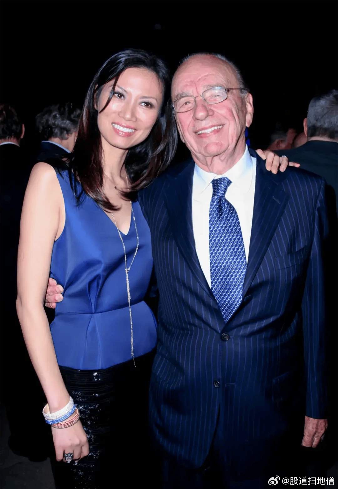 邓文迪做事目标明确，一步步走向巅峰1.明确目标：去美国1984年考入广州医学院，