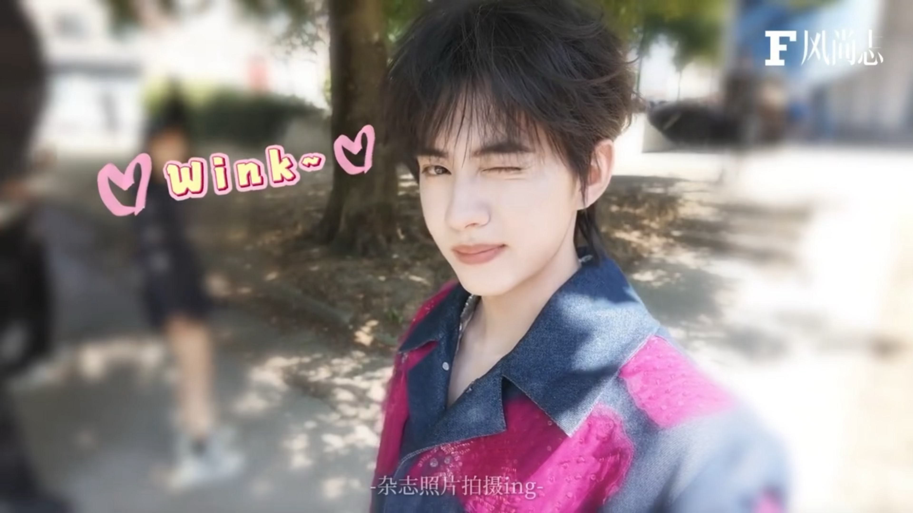 小女孩的wink😉 