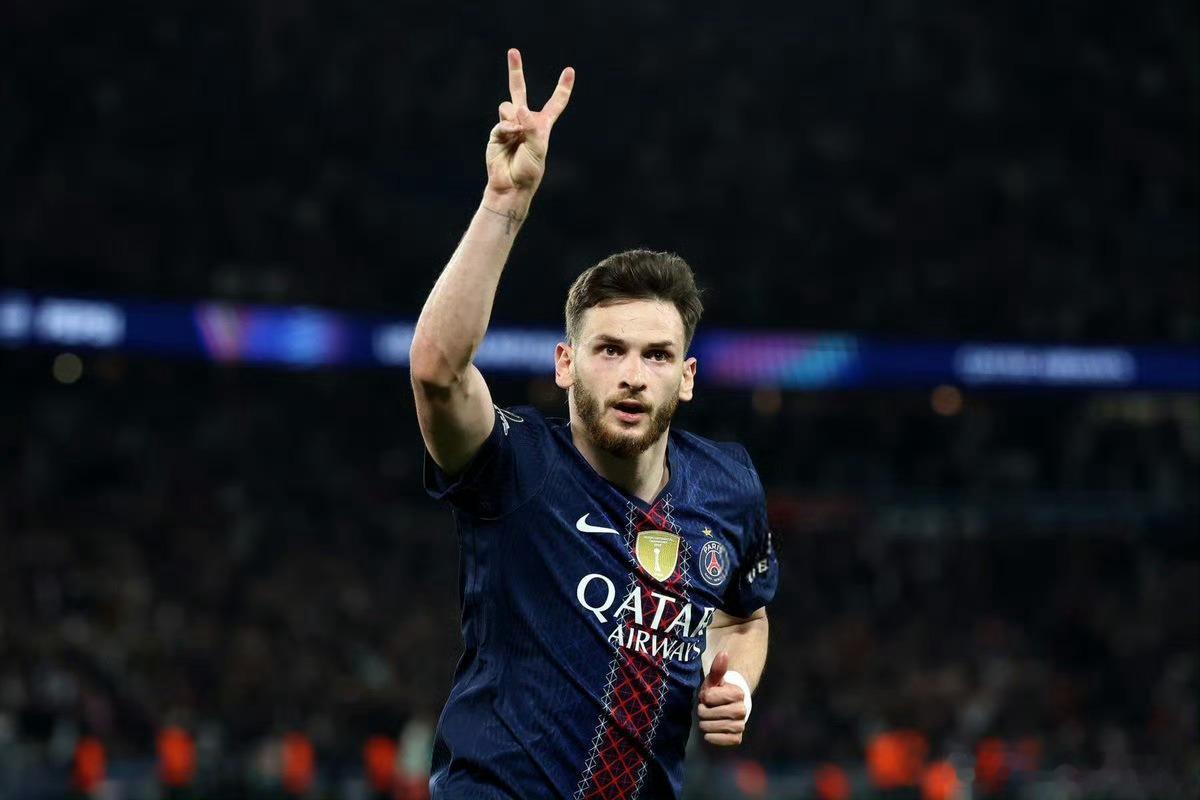 西媒深度解析：为打造可以全面压制拜仁的欧冠阵容，恩里克操盘建队，巴黎圣日耳曼总计