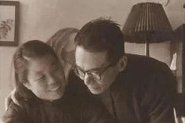 1962年，61岁的梁思成，迎娶小自己27岁的助手林洙。新婚夜，梁思成对林洙说：