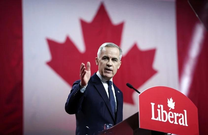 加拿大总理马克·卡尼回应美国特朗普政府关于侵略格陵兰岛的言论，称加拿大支持北约第