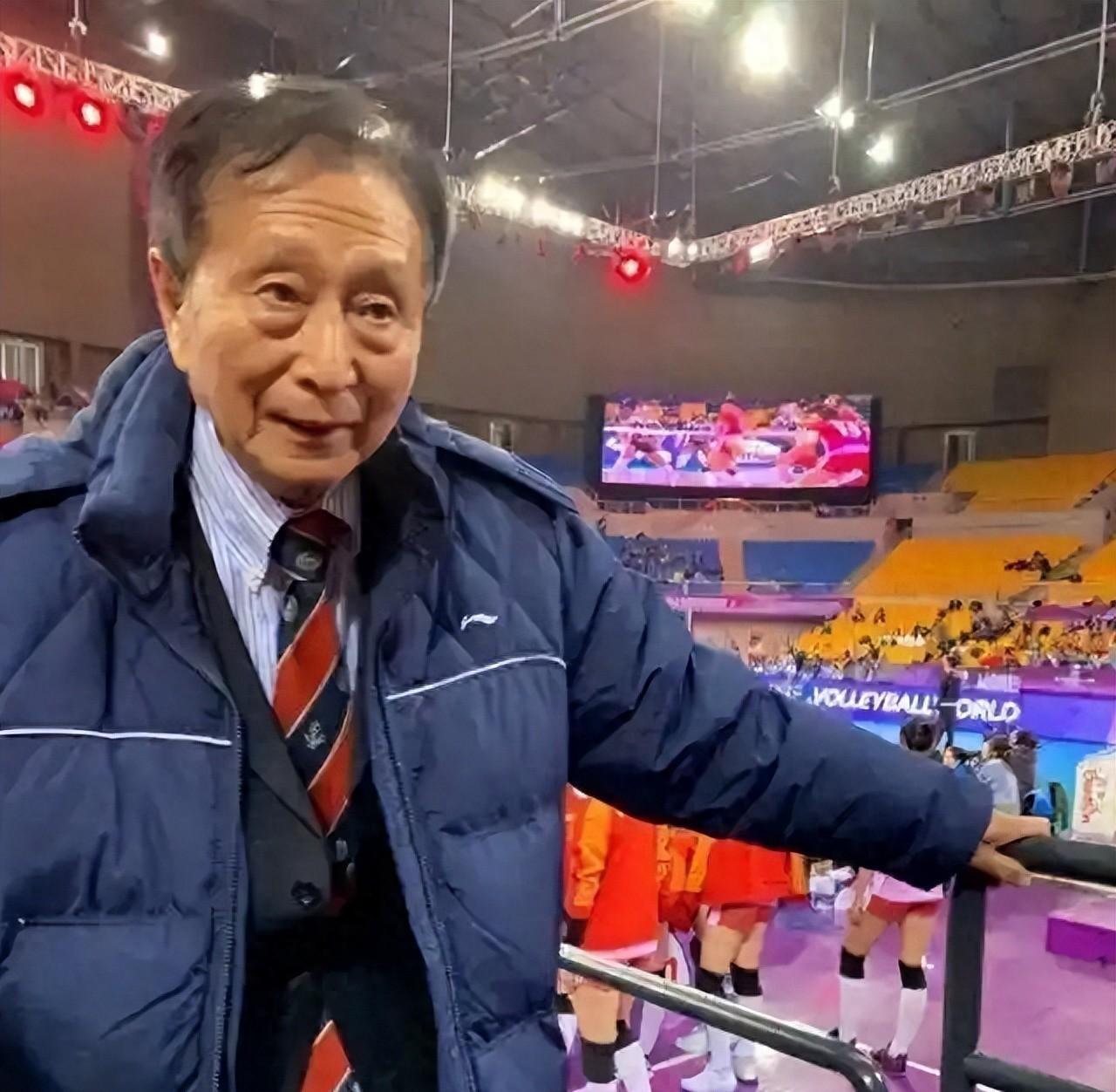 [微风]养儿未必防老！87岁宋世雄一个人住在北京，儿女都在国外，晚年日子过得让人