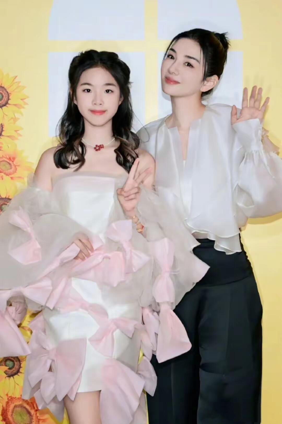 黄奕想对女儿说一声对不起黄奕谈女儿哽咽落泪 黄奕没有做错什么吧，自己一个人带女儿