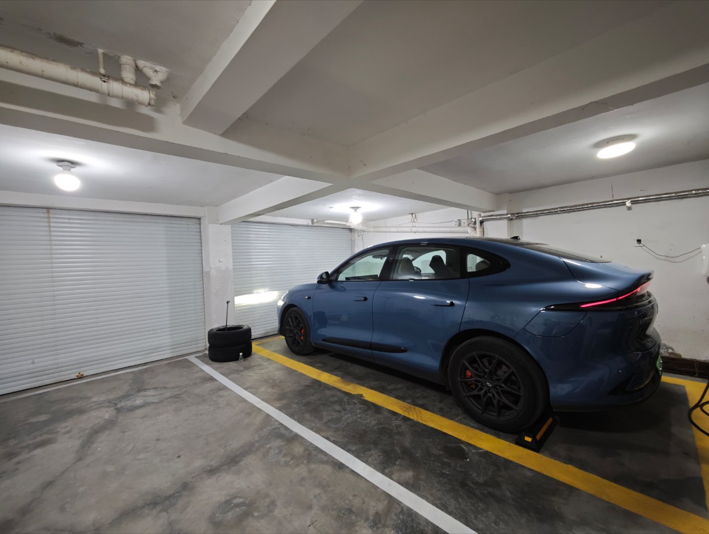 为什么男人到家后，会在车里坐一会儿再上楼？车加智能的智己LS6车加智能的智己ls