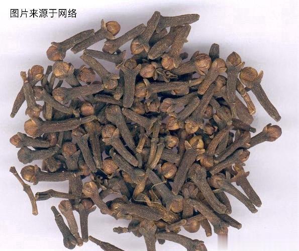 药食同源说丁香—丁香分公丁香，母丁香，母丁香就是所谓“鸡舌香”，其香无比，古人曾