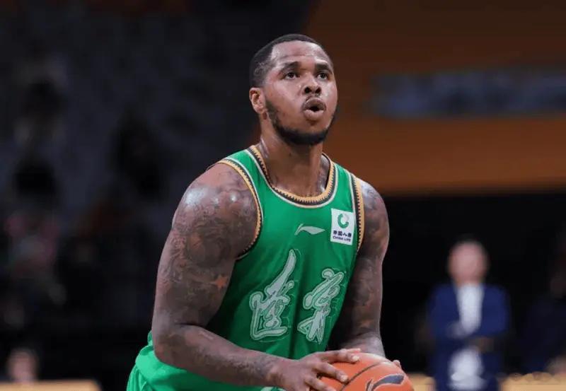 第二节就上了单外援 亨特醒醒吧辽宁男篮vs深圳男篮